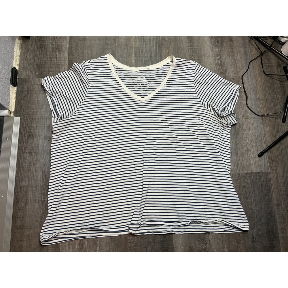 Wool& Merino Wool Blend V-Neck Striped Short Sleeve Tee Shirt Navy White 2X
